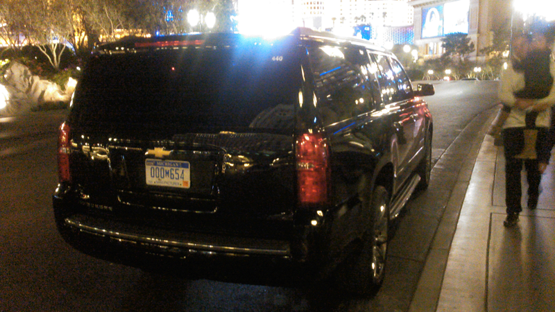 Illustration for article titled 2018 Chevrolet Suburban/GMC Yukon test mules out during SEMA?